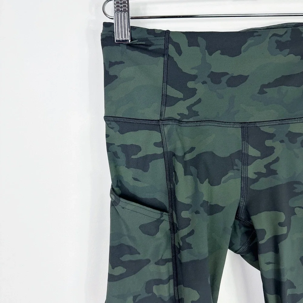 Lululemon Womens Fast and Free Bike Shorts Non-Reflective 10